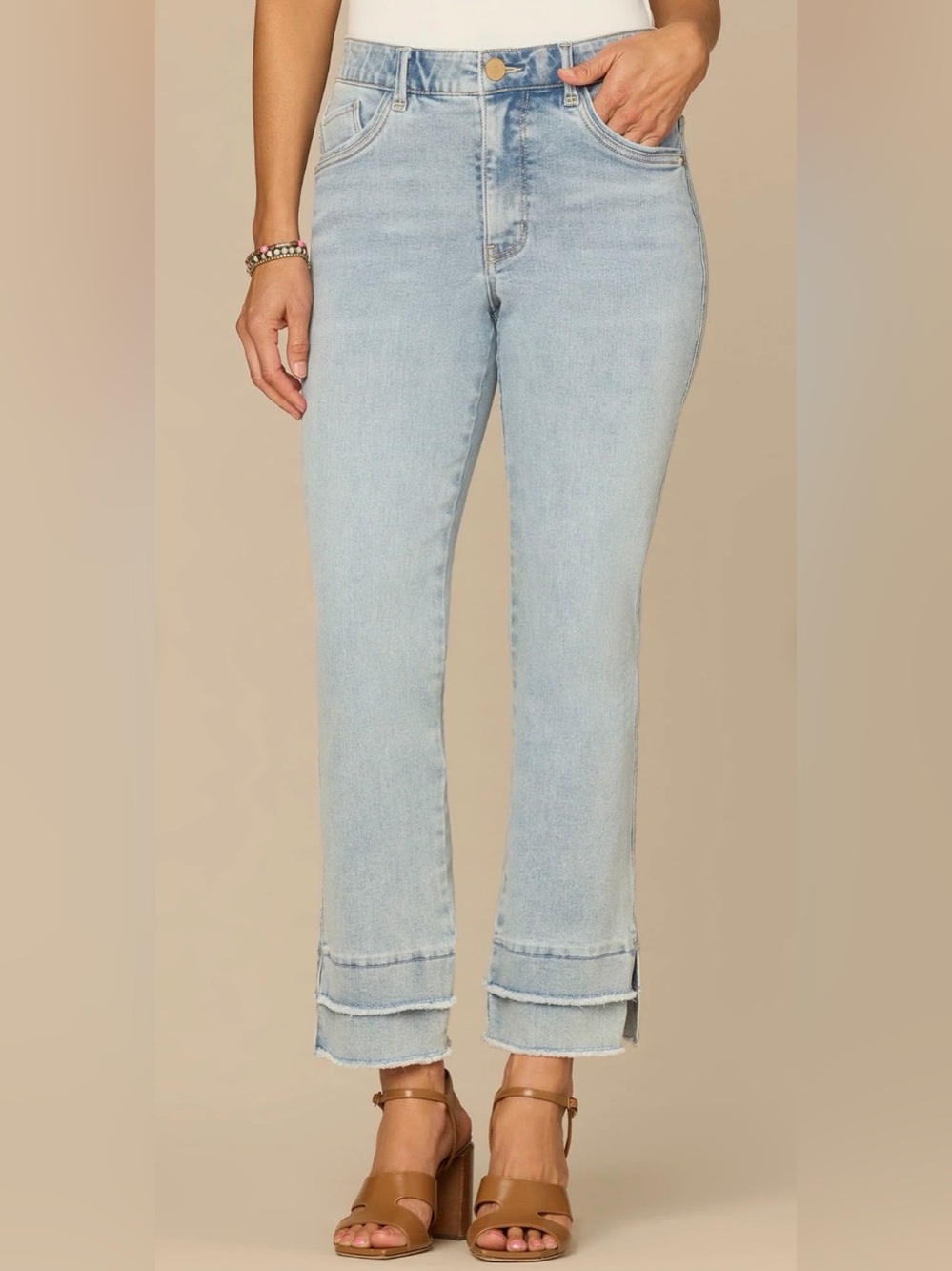 Democracy “Ab”solution Kick Flare Jeans – Size 8 Petite – 24” Inseam